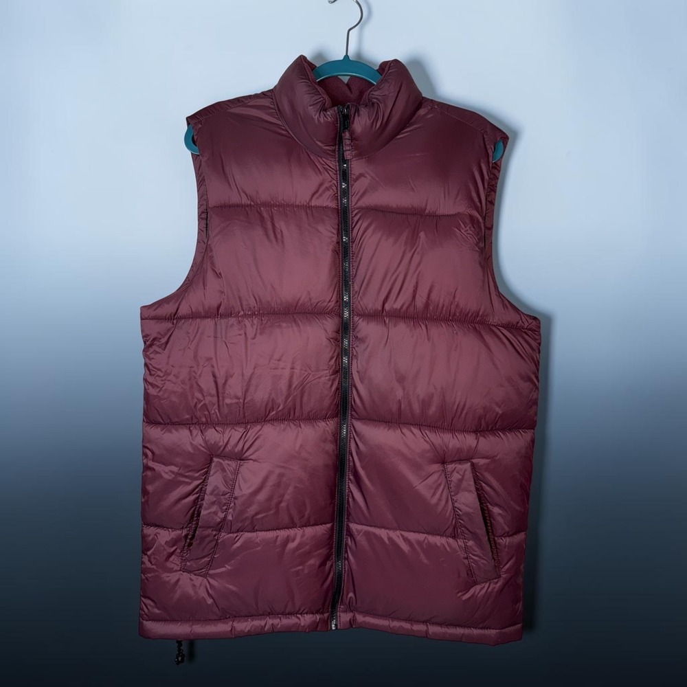 Old Navy Mens Frost Free Puffer Vest Burgundy Full Zip Quilted Size L Tall